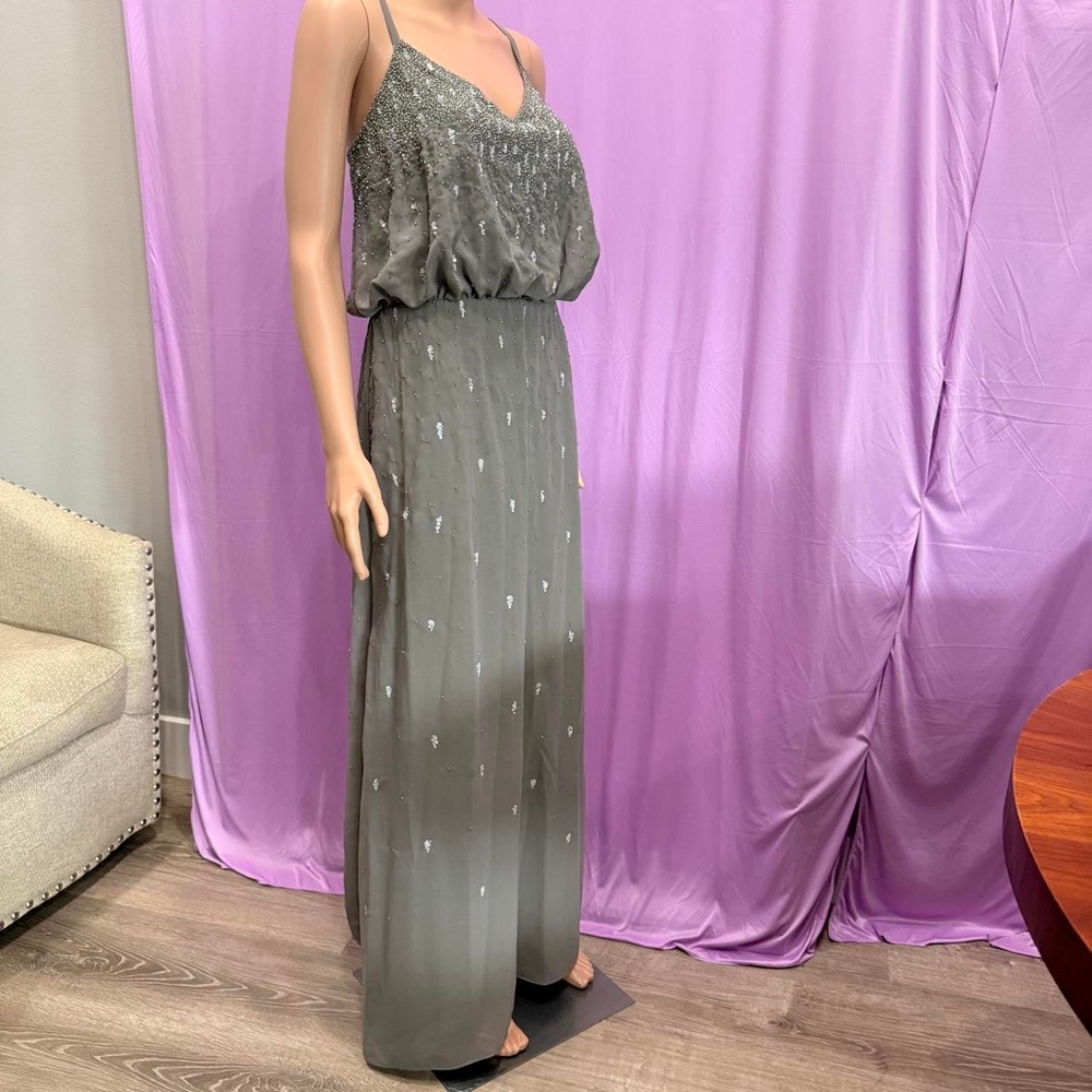 Alex Evenings Grey Beaded Overlay Gown with Shawl 2pc Set Womens 14 L Formal
